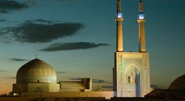 مساجد محلی برای مقابله با تهاجم فرهنگی است