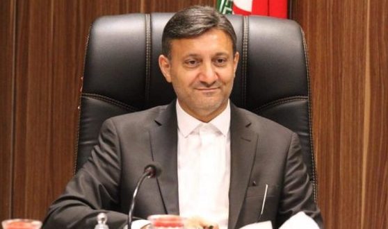 شهردار رشت در روز خبرنگار بجای نشست خبری از آنان تجلیل میکند