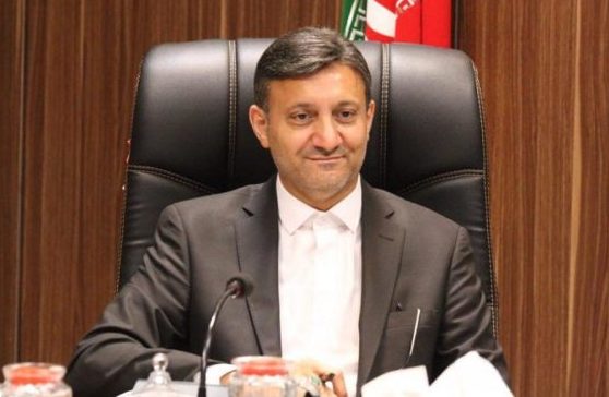 شهردار رشت در روز خبرنگار بجای نشست خبری از آنان تجلیل می‌کند