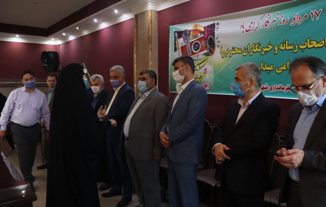 فرماندار صومعه سرا همایش روز خبرنگار متفاوتی را برای خبرنگاران رقم زد