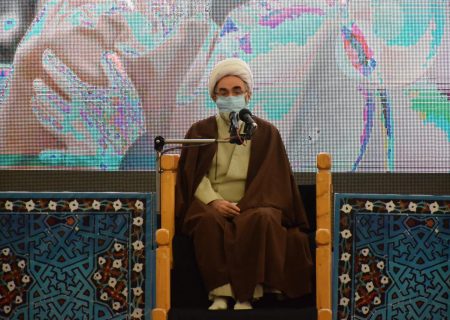 آیت الله مصباح با جهاد فکری با شبهات و انحرافات مبارزه کرد