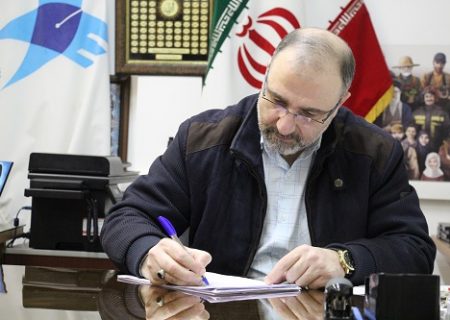 کرکره نیمه باز مغازه‎‌ها!