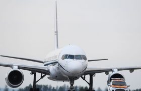 فرود اضطراری پرواز رشت – شیراز به دلیل نقص فنی