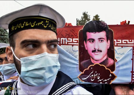 گزارش تصویری/ تشییع پیکر ۲ شهید تازه تفحص شده در رشت