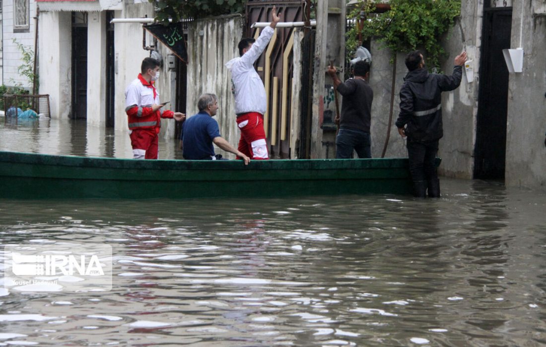 بارش ۲۵۵ میلیمتری باران در گیلان/ ۳۰۰ خانوار آستارایی درگیر آب گرفتگی هستند