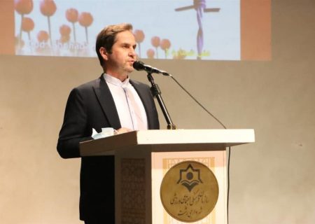 شهدا و ایثارگران برای عزت انقلاب و اسلام از همه وجود خود مایه گذاشتند