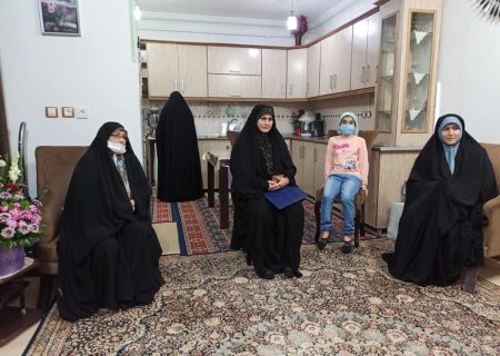 دیدار شهردار رشت با خانواده شهید پوررمضان از شهدای فتح خرمشهر