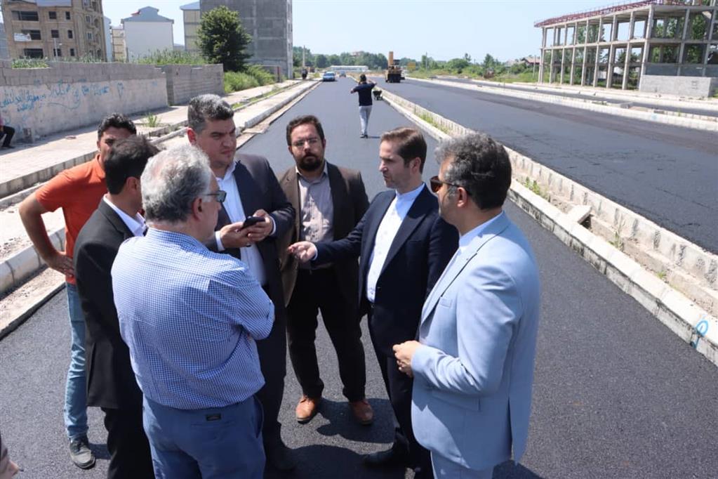 بازدید شهردار رشت و عضو شورا از روند اجرای پروژه بازگشایی بلوار امام علی (ع)