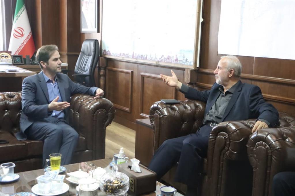 لزوم جذب حداکثری بودجه‌های ملی برای حمایت از شهرداری رشت