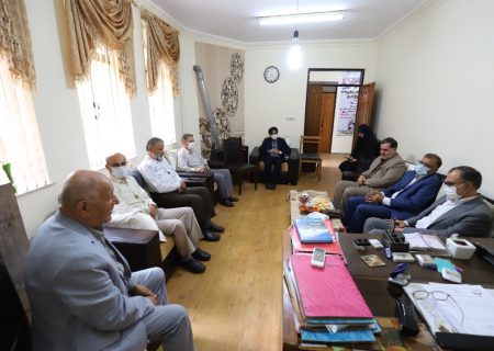 حضور اعضای شورای اسلامی و سرپرست شهرداری رشت در کانون بازنشستگان شهرداری رشت