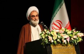 شعار «استقلال»، «آزادی» و «جمهوری اسلامی» برگرفته از متن دین و عقلانیت ملت است