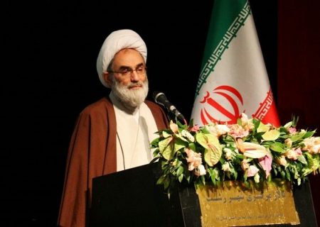 شعار «استقلال»، «آزادی» و «جمهوری اسلامی» برگرفته از متن دین و عقلانیت ملت است