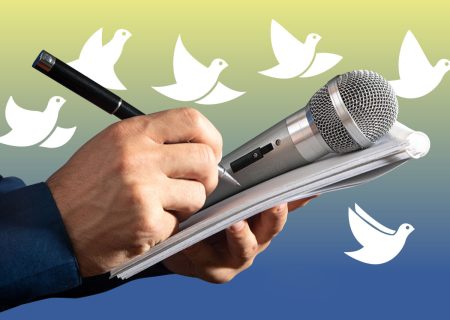 چرا رسانه‌ها باید به رعایت قواعد نگارشی زبان فارسی توجه کنند؟