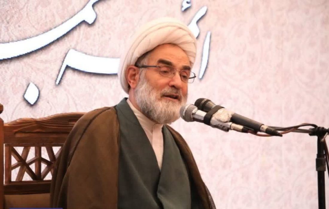 نماز جمعه قرارگاه معنوی و سیاسی مردم است