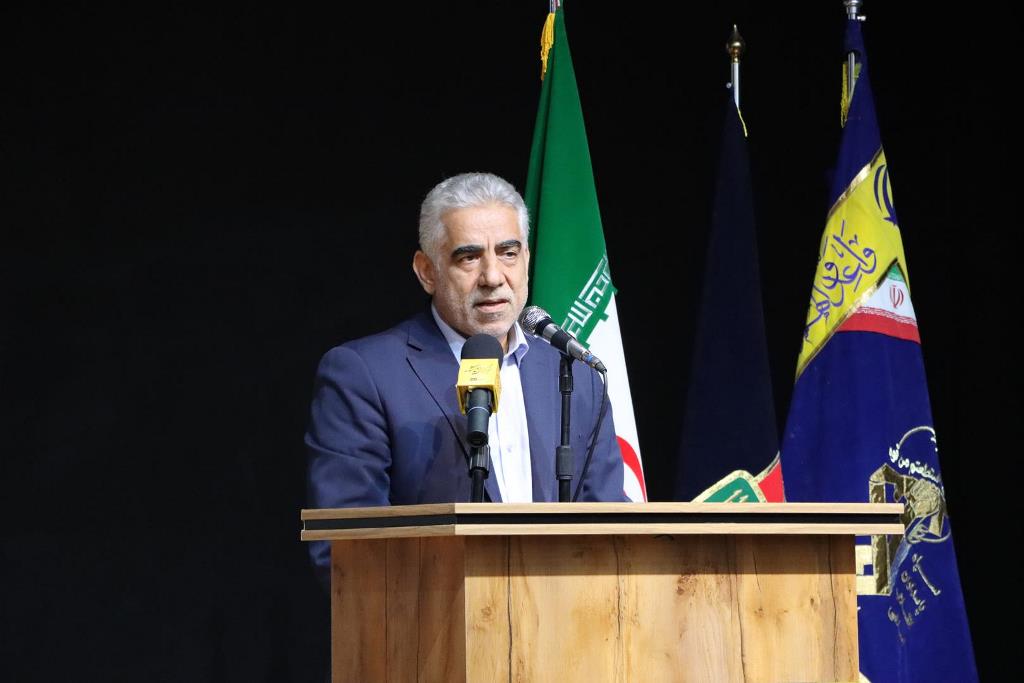 بدون روحیه ایستادگی، نفوذ فرهنگی استکبار را نمی توان متوقف کرد