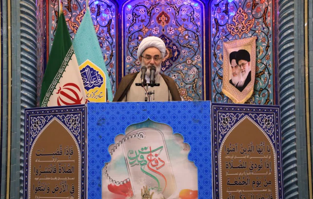 غیورترین جوانان ما در حمایت از انقلاب اسلامی در دفاع مقدس به شهادت رسیدند/ آمریکا به هیچ کشوری رحم نمیکند