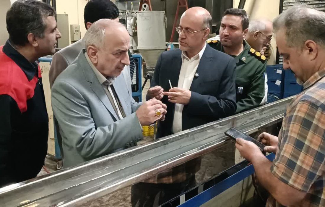 صنعت، سرچشمه اقتصاد مولد و اشتغال پایدار کشور است / ۳ زنجیره صنایع فولادی، سلولزی و نساجی در گیلان شکل گرفته است