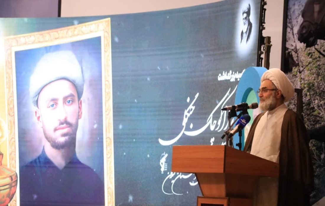 حفظ تمامیت ارضی ایران مورد تاکید میرزا کوچک جنگلی بود/شهادت بیش از ۴هزار روحانی در دفاع مقدس