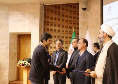 پژوهشگران و فناوران برتر دانشگاه گیلان در سال ۱۴۰۳ تقدیر شدند