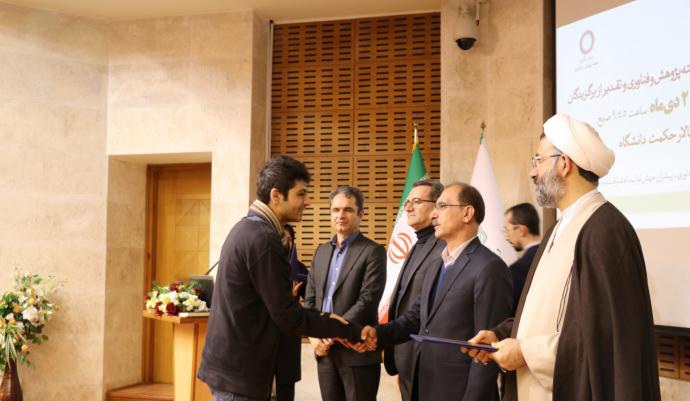 پژوهشگران و فناوران برتر دانشگاه گیلان در سال ۱۴۰۳ تقدیر شدند