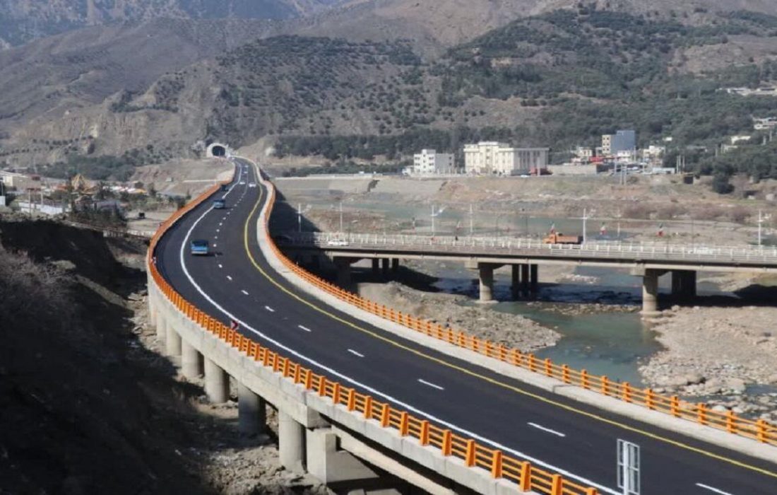 معاون استاندار گیلان شایعه ریزش پل‌ آزاد راه قزوین- رشت را رد کرد