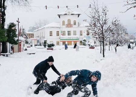 شبکه برق گیلان برای بارش برف سنگین طراحی نشده است
