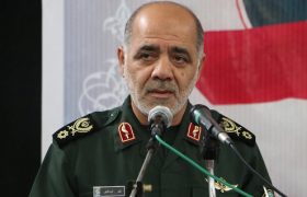جوانان گیلانی همانند شهید املاکیها در مقابله با دشمن ایستادهاند