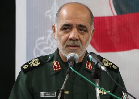 جوانان گیلانی همانند شهید املاکی‌ها در مقابله با دشمن ایستاده‌اند