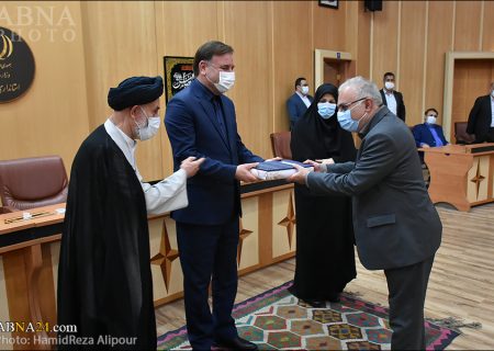 تقدیر از شرکت گاز گیلان به عنوان دستگاه برتر در امر ترویج و توسعه فرهنگ نماز