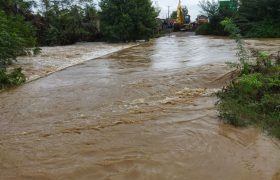 طغیان رودخانه در صومعهسرا، مرد ۴۲ ساله را به کام مرگ برد