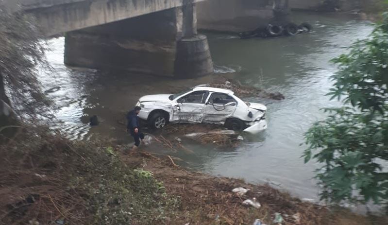 سقوط خودرو به رودخانه در ماسال، ۵ نفر را روانه بیمارستان کرد