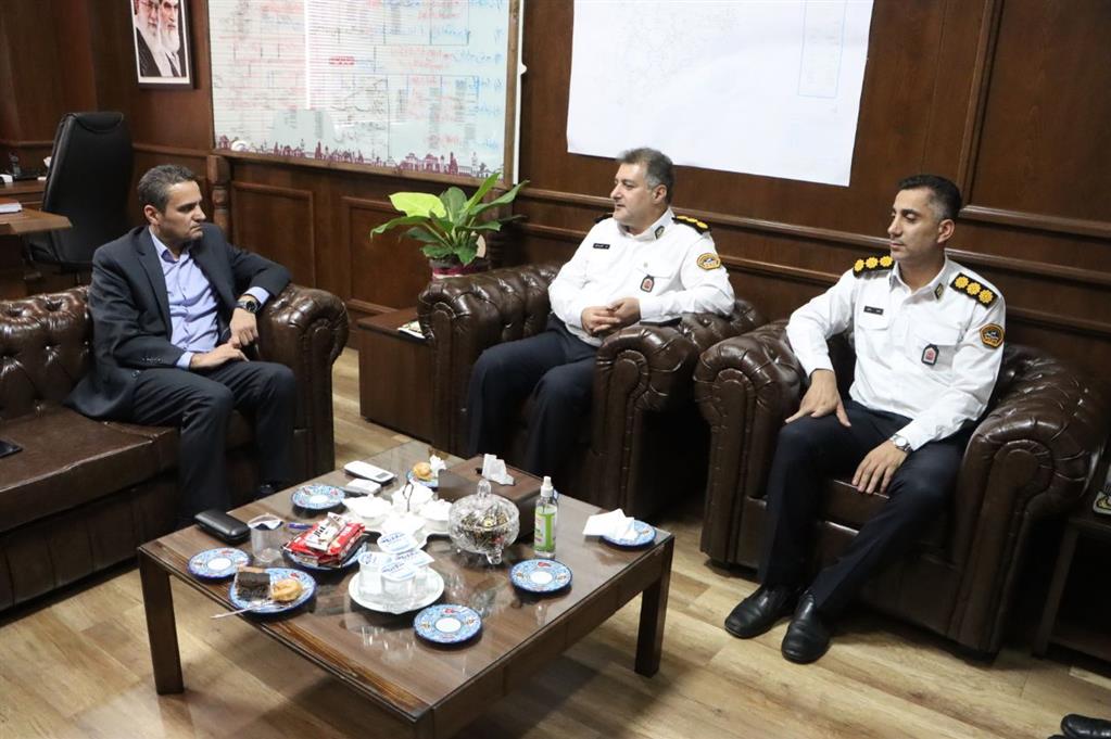 تقدیر پلیس راهور از شهرداری جهت اجرای پروژه آسفالت جاده تهران
