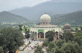 قرائت زیارت اربعین در ۷۲ بقعه متبرکه گیلان