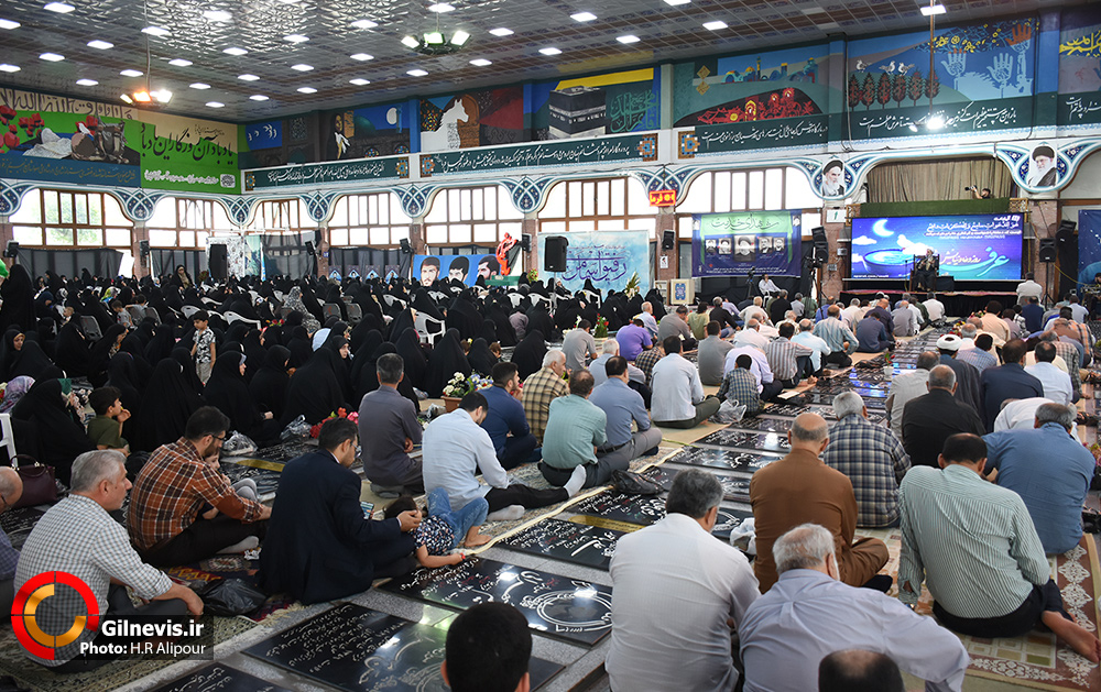 گزارش تصویری | قرائت دعای پرفیض عرفه در جوار شهدای گمنام رشت