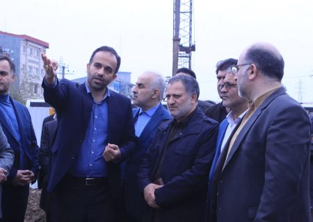 وضعیت آسفالت و معضل ترافیک در شهر رشت قابل پذیرش نیست