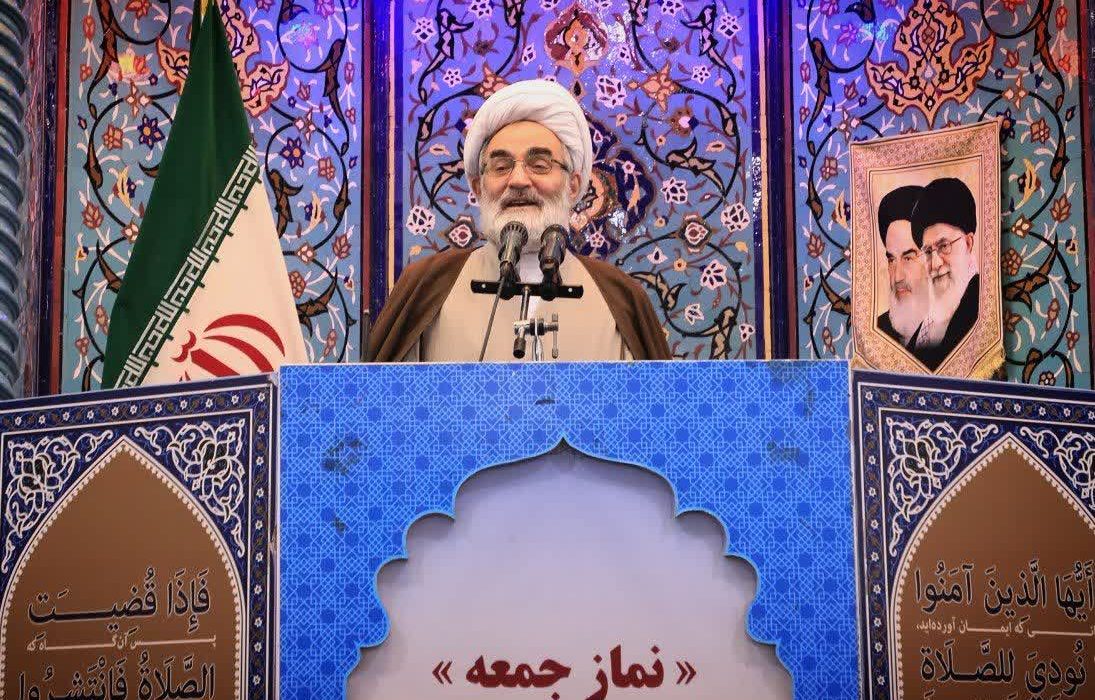 مشکل اخذ سند زمینهای روستایی گیلان حل شد/ماه رجب فرصت خلوت انسان با خدا