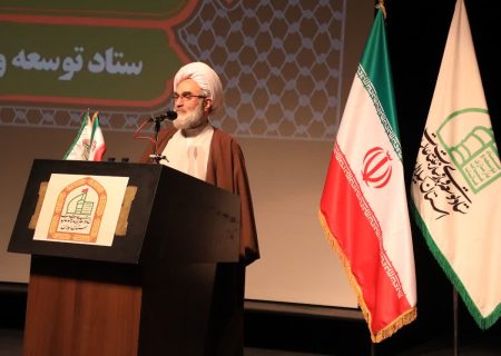 خادمان حسینی پرچمدار جهاد تبیین هستند