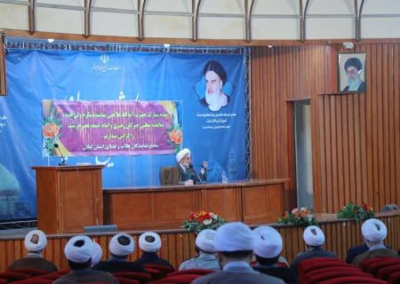 جمهوری اسلامی ایران خاری بر چشم همه قدرت‌های سلطه جهانی است/احداث مسکن طلاب گیلانی پیگیری می‌شود