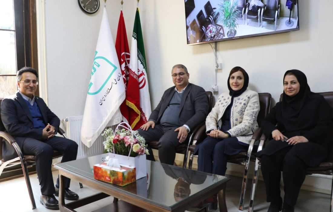 دیدار مدیرعامل سیمان خزر با مدیرکل استاندارد گیلان برای ارتقای کیفیت تولیدات