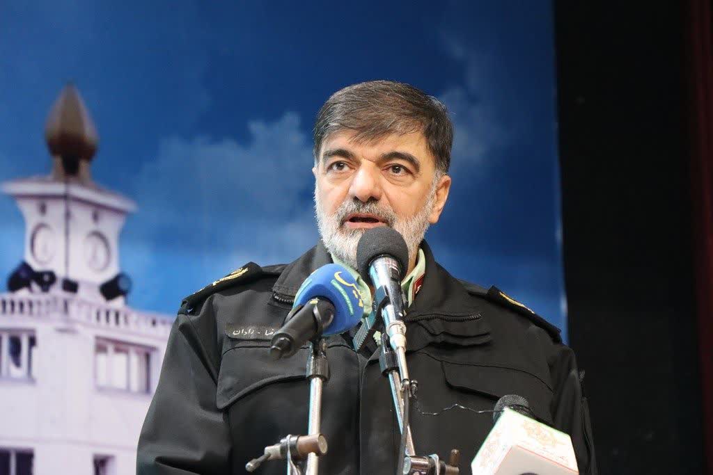 نماز زشتی‌ها و مسمومیت‌های ذهنی را از بین می‌برد