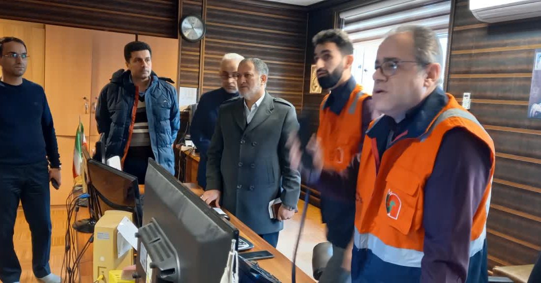 بازدید سرزده بازرس کل استان گیلان از مراکز کنترل و ماشین آلات دستگاههای خدمات رسان در برف