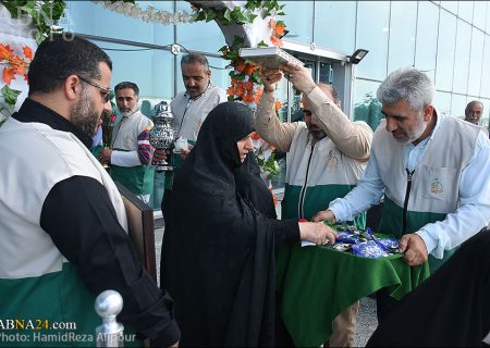 حضور خادمیاران رضوی گیلان در فرودگاه رشت