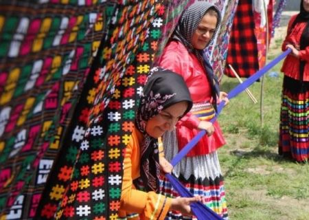 چادرشب‌بافی گیلانی؛ هنر کهن زنان سرزمین باران و رنگ