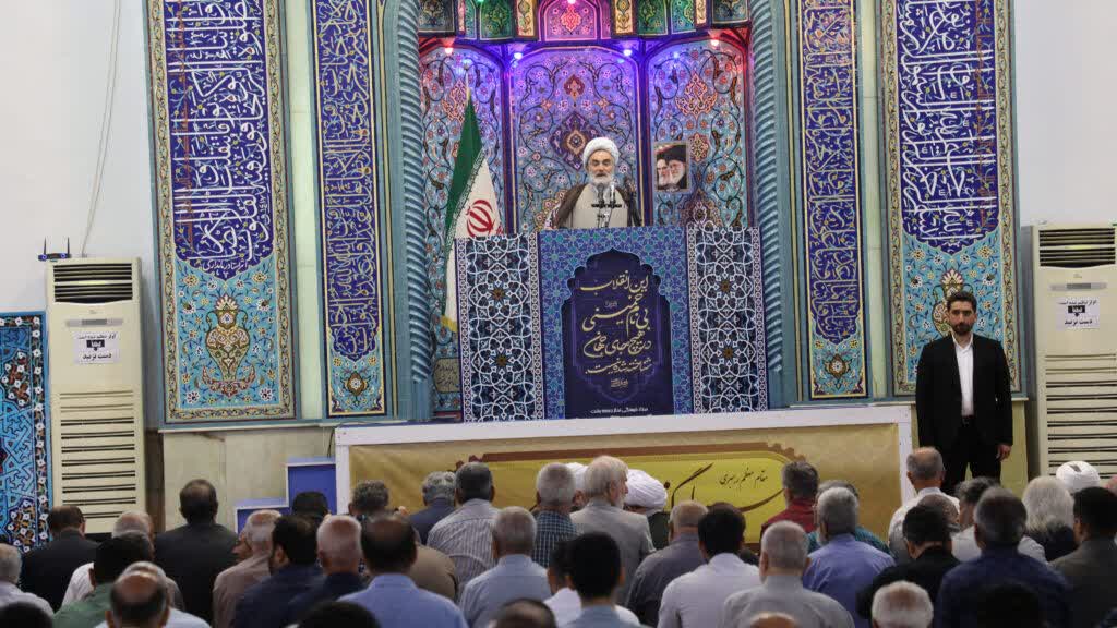 اندیشه امام خمینی (ره) تربیت انسان در مسیر کمال را رسالت انقلاب اسلامی میدانست/آلودگی رودخانههای گیلان نتیجه غفلت مدیریتی است