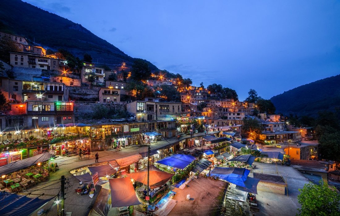 ماسوله؛ معماری پلکانی و زندگی سنتی در روستایی میان ابرها