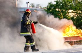 دوره آموزش مقدماتی آتش نشانی برای عموم شهروندان رشت برگزار می‌شود