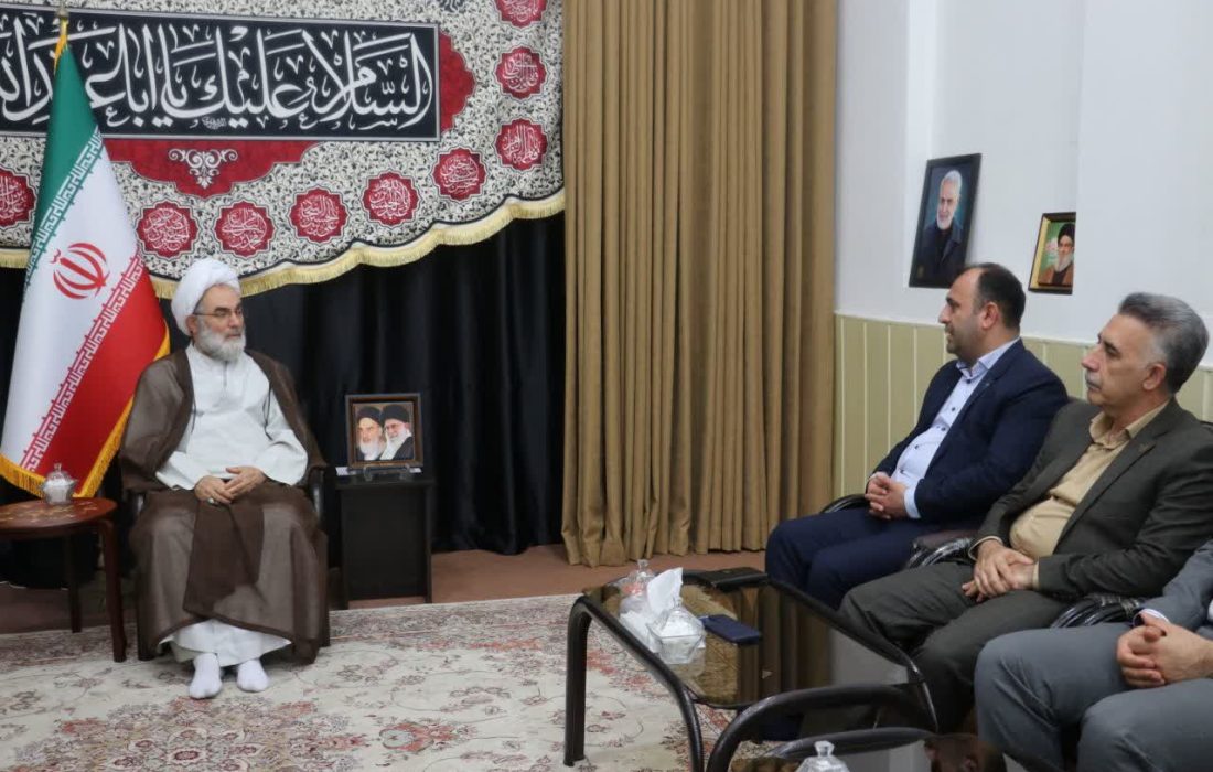 دیدار مدیرکل راهآهن شمال۲ با نماینده محترم ولیفقیه در استان گیلان