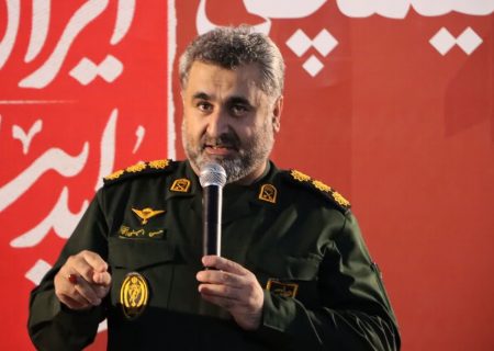 استقبال کم‌نظیر مردم رشت از نمایش «از تبار باران» در کنگره ۸۰۰۰ شهید گیلان