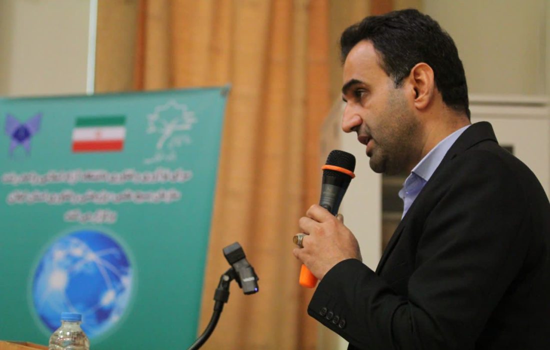 شکوفایی اشتغال و کارآفرینی مستلزم همکاری میان دانشگاه و صنعت است