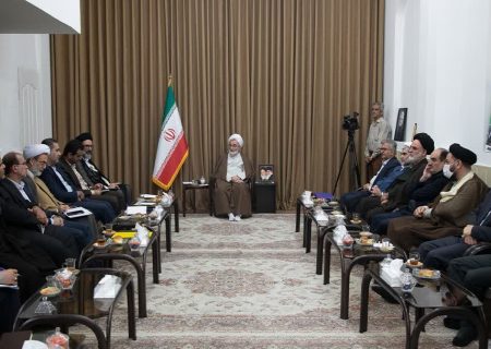 لزوم تقویت کرسی‌های آزاداندیشی و همکاری صنعت و دانشگاه در گیلان